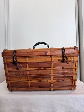 Vintage Woven bamboo or rattan picnic basket, Japanese origin